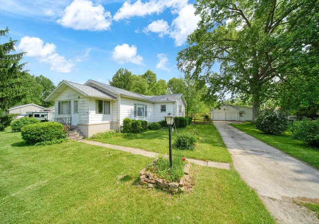 Homes for sale in Napoleon Township Jackson, MI | 225 Center Ct, Napoleon Township Jackson, MI 49201 | MLS# 55026025594
