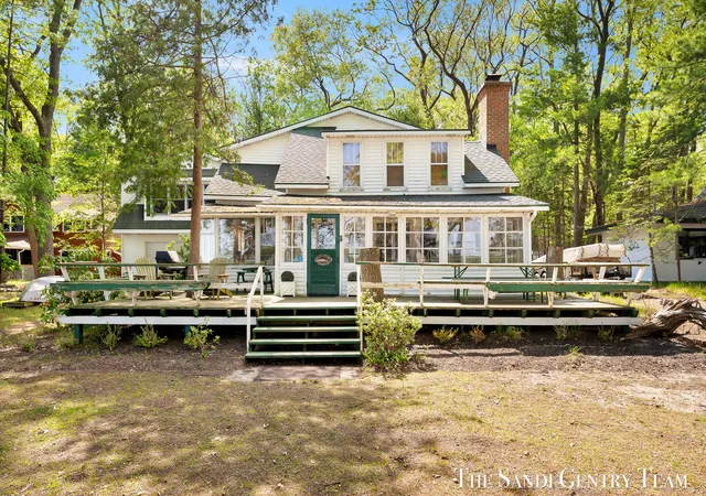image of 6633 Bass Lake Blvd, Pentwater, MI 49449 | MLS# 71026025598