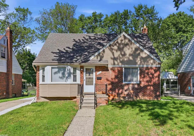 Photo 1 of Sale Pending at 23221 Oneida St, Oak Park, MI 48237 | MLS# 58050209376 | Listing updated on 2026-06-04
