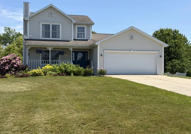 1st image of 50005 Meadow Oak Trl, Mattawan, MI 49071 | MLS# 66026025616