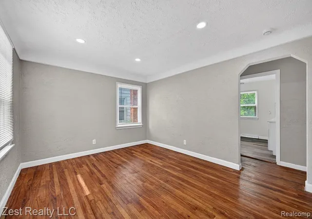 3rd image of 20026 Fenmore St, Detroit, MI 48235 | MLS# 20261039272