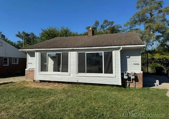 1st image of 19961 Greenfield Rd, Detroit, MI 48235 | MLS# 58050209378