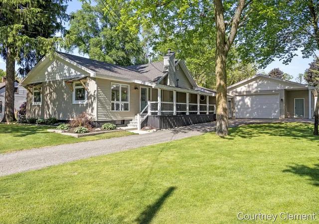 Homes for sale in Plainfield Charter Township Kent, MI | 4996 Division Ave N, Plainfield Charter Township Kent, MI 49321 | MLS# 65026025637