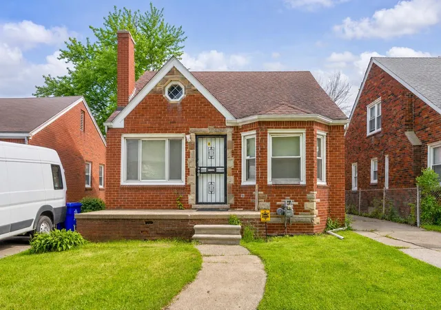 1st image of 15414 Eastburn St, Detroit, MI 48205 | MLS# 81026025632