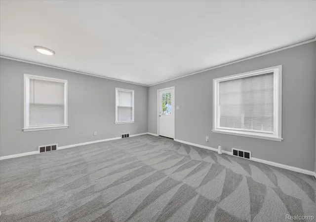 Photo 3 of Single family home for sale at 3024 Wolcott St, Ferndale, MI 48220 | MLS# 20261039316 | Listing updated on 2026-08-28