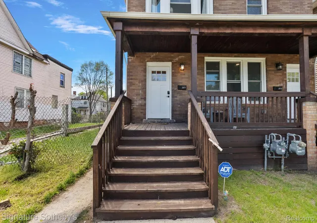 2nd image of 2571 Townsend St, Detroit, MI 48214 | MLS# 20261039315