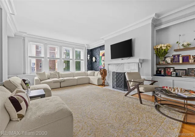 3rd image of 8120 E Jefferson Ave #4F, Detroit, MI 48214 | MLS# 20261039322