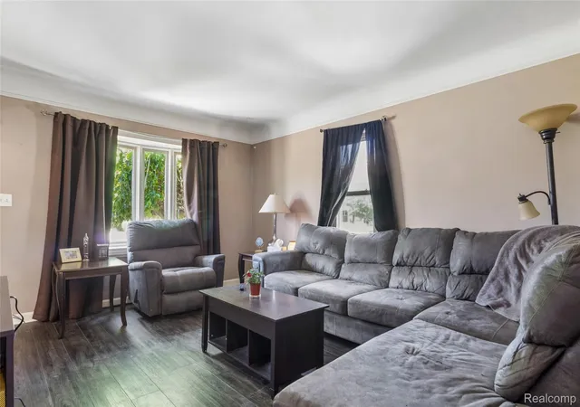 Photo 2 of Single family home for sale at 679 Moran Ave, Lincoln Park, MI 48146 | MLS# 20261039327 | Listing updated on 2026-08-19