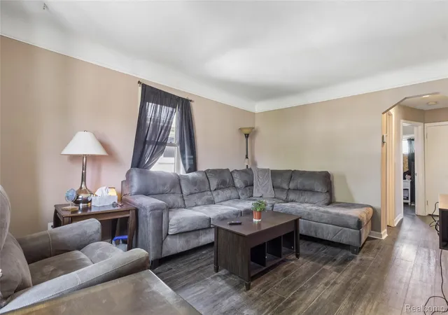 Photo 3 of Single family home for sale at 679 Moran Ave, Lincoln Park, MI 48146 | MLS# 20261039327 | Listing updated on 2026-08-19