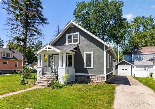 Homes for sale in Bay City City Bay, MI | 2407 Fairview St, Bay City City Bay, MI 48708 | MLS# 61050209394