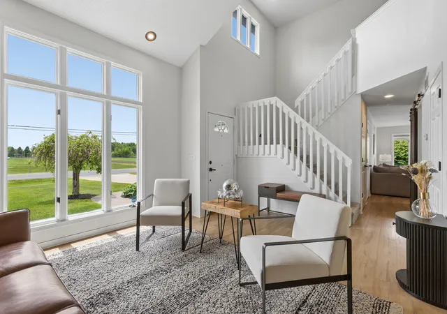 Photo 3 of Single family home for sale at 729 Maiden Ln, Saint Joseph, MI 49085 | MLS# 69026025668 | Listing updated on 2026-06-01