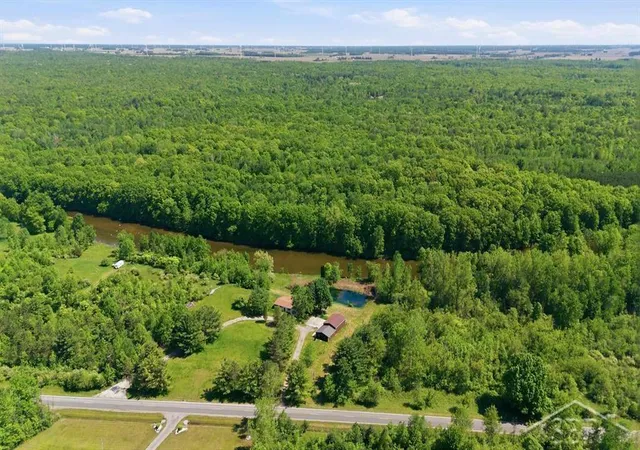 2nd image of 1777 W Pine River Rd, Breckenridge, MI 48615 | MLS# 61050209402
