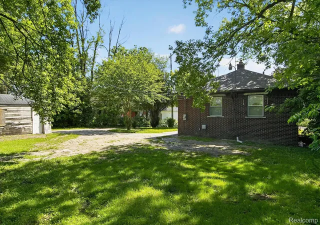 Homes for sale in Detroit, MI | 9821 Manistique St, Detroit, MI 48224 | MLS# 20261039359