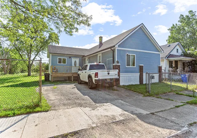1st image of 9983 Quincy St, Detroit, MI 48204 | MLS# 20261039378