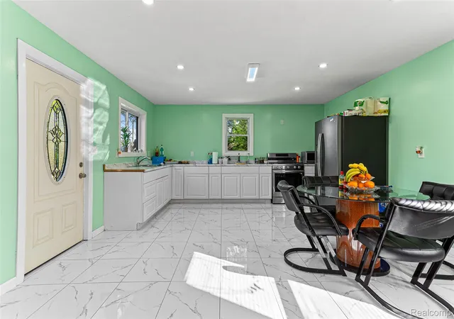 5th image of 9983 Quincy St, Detroit, MI 48204 | MLS# 20261039378