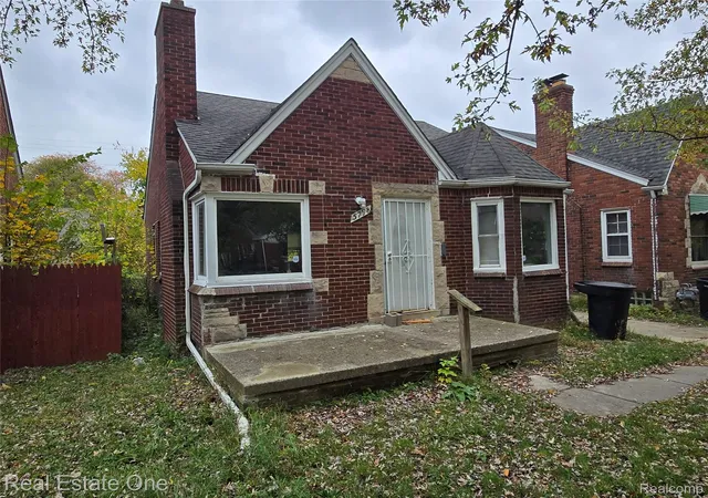 2nd image of 5798 Oldtown St, Detroit, MI 48224 | MLS# 20261039383