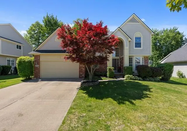 2nd image of 8363 Sherwood Dr, Grand Blanc, MI 48439 | MLS# 20261039420