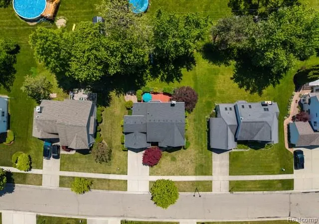 53rd image of 8363 Sherwood Dr, Grand Blanc, MI 48439 | MLS# 20261039420