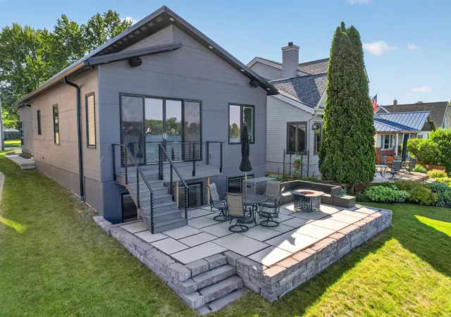 Photo 3 of Single family home for sale at 12135 Margaret Dr, Fenton, MI 48430 | MLS# 81026025726 | Listing updated on 2026-06-11