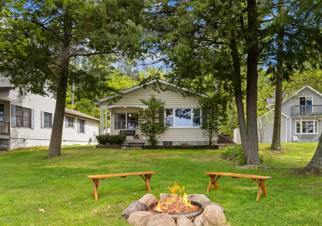 Photo 3 of Single family home for sale at 8735 Deadstream Rd, Honor, MI 49640 | MLS# 78080068961 | Listing updated on 2026-06-12