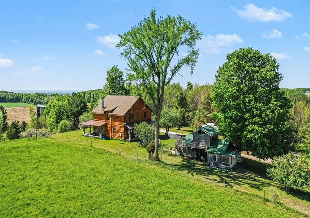 4th image of 9465 W Old State Rd, Central Lake, MI 49622 | MLS# 78080068965