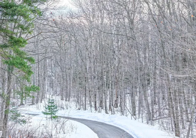 16th image of 8 S Club Dr, Cleveland Township Leelanau, MI 49621 | MLS# 78080068968