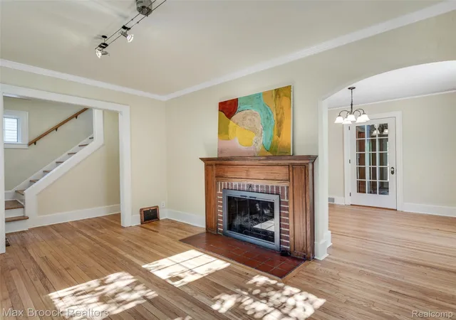Photo 1 of Sale Pending at 1110 Irving Ave, Royal Oak, MI 48067 | MLS# 20261039431 | Listing updated on 2026-06-07