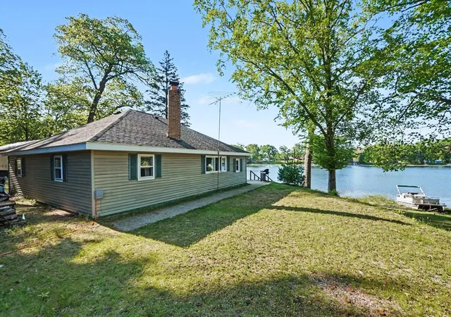 Photo 3 of Single family home for sale at 5207 E High Tower Lake Rd, Hesperia, MI 49421 | MLS# 72026025739 | Listing updated on 2026-07-22