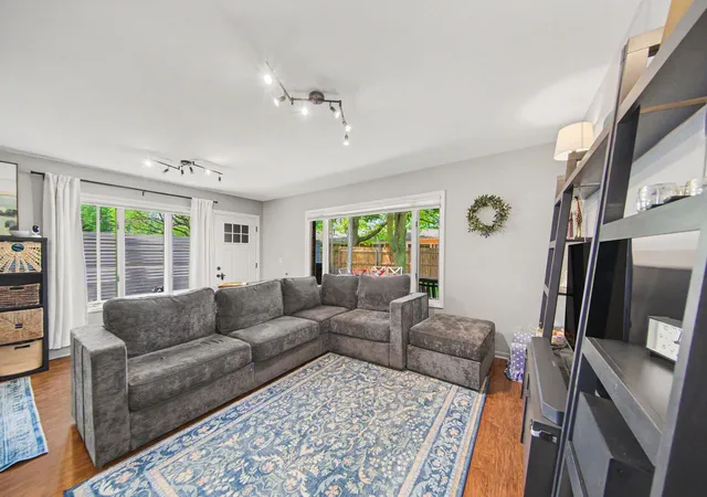 Photo 3 of Single family home for sale at 17 Sycamore Dr, Chelsea, MI 48118 | MLS# 81026025756 | Listing updated on 2026-06-19