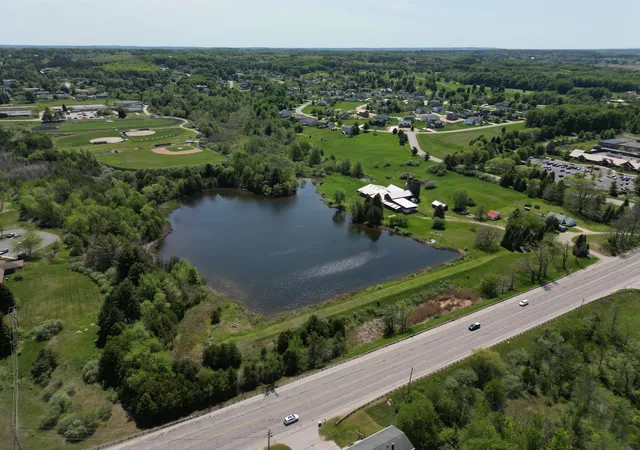 5th image of 780 E Hammond Pl E, Traverse City City Grand Traverse, MI 49684 | MLS# 78080068973