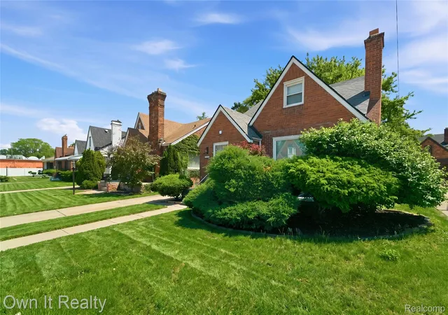 Photo 3 of Single family home for sale at 16884 Freeland St, Detroit, MI 48235 | MLS# 20261039471 | Listing updated on 2026-09-15