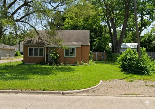 Homes for sale in Burton, MI | 3196 E Atherton Rd, Burton, MI 48529 | MLS# 5050209458