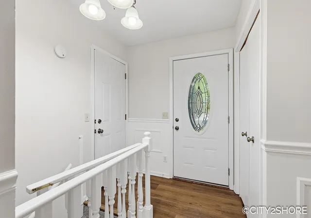 Listing Photo 3 - Condo for sale in building located at 4294 Indian Spring Dr SW, Grandville, MI 49418