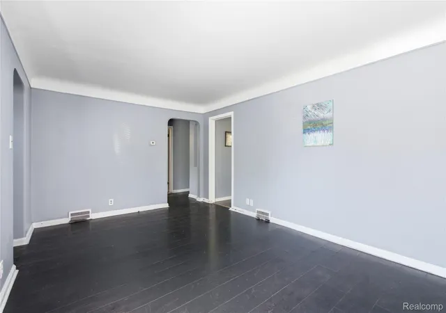 4th image of 5918 Cadieux Rd, Detroit, MI 48224 | MLS# 20261039496