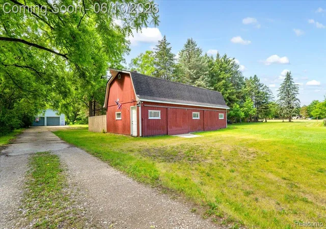 Photo 2 of Single family home for sale at 12650 22 Mile Rd, Shelby Township, MI 48315 | MLS# 20261039515 | Listing updated on 2026-07-25