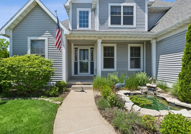 Photo 2 of Single family home for sale at 4178 S Royal Curv, Saint Joseph, MI 49085 | MLS# 69026025806 | Listing updated on 2026-06-03