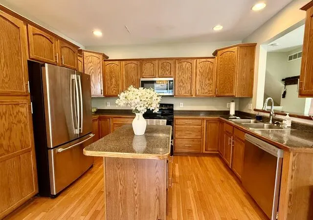 5th image of 3725 Shearwater Ln, East Lansing, MI 48823 | MLS# 71026025807