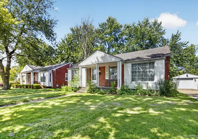 Photo 3 of Single family home for sale at 17125 Lennane, Redford, MI 48240 | MLS# 20261039523 | Listing updated on 2026-08-06