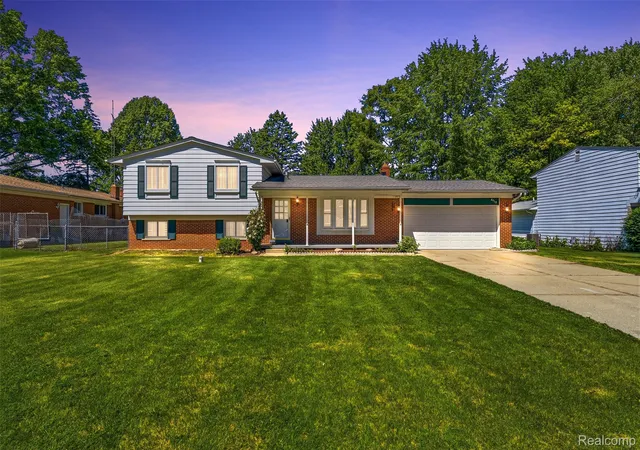 Photo 1 of Sale Pending at 4410 Wickfield Dr, Flint, MI 48507 | MLS# 20261039524 | Listing updated on 2026-06-06