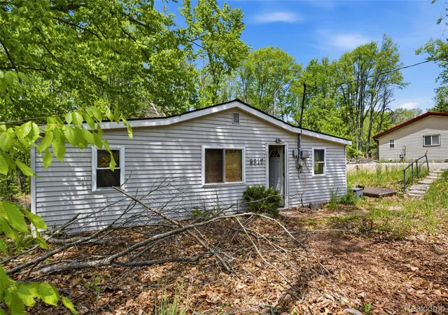 3rd image of 5842 Woodland Dr, Lake, MI 48632 | MLS# 20261039529