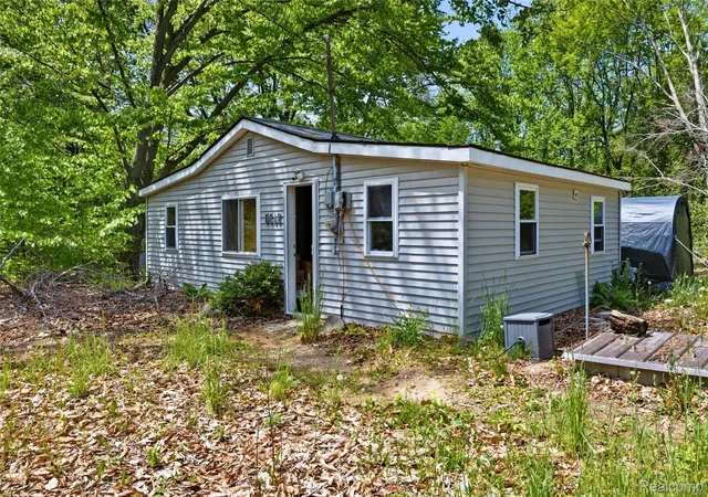 4th image of 5842 Woodland Dr, Lake, MI 48632 | MLS# 20261039529