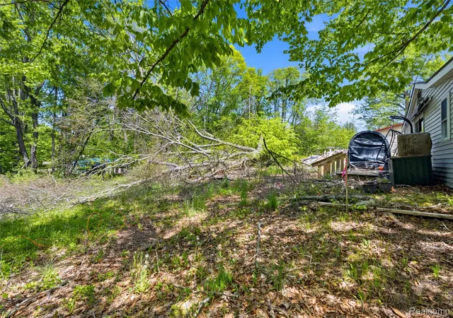 5th image of 5842 Woodland Dr, Lake, MI 48632 | MLS# 20261039529