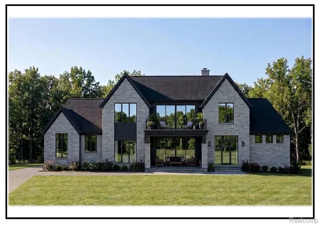 Photo 1 of Sale Pending at 6121 Golfview Dr, Bloomfield Hills, MI 48301 | MLS# 20261039530 | Listing updated on 2026-08-20