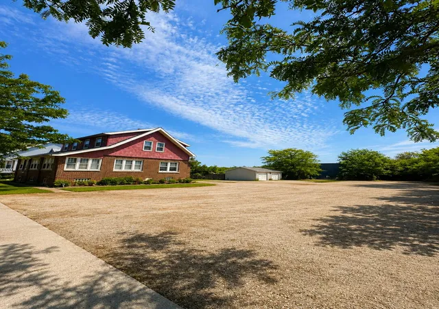 Homes for sale in Wyoming, MI | 1916 Clyde Park Ave Sw, Wyoming, MI 49509 | MLS# 65026025842