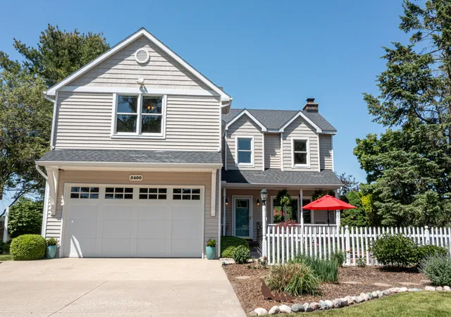 Photo 3 of Single family home for sale at 5400 Tonto Rd, Pentwater, MI 49449 | MLS# 67026025845 | Listing updated on 2026-06-05