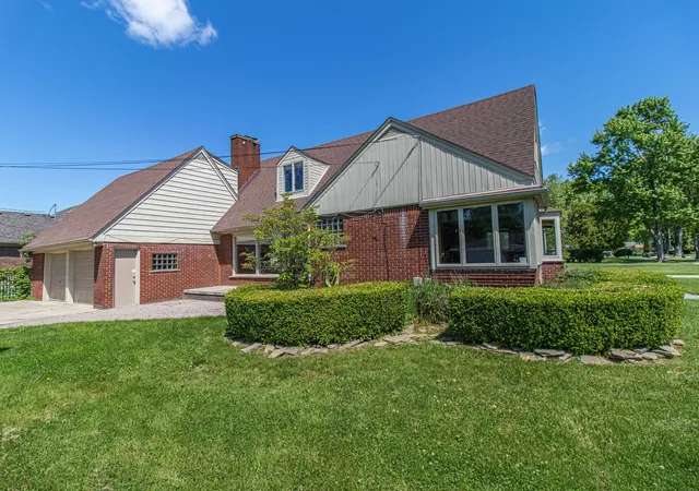 Photo 3 of Single family home for sale at 30007 Maison St, Saint Clair Shores, MI 48082 | MLS# 81026025851 | Listing updated on 2026-08-23