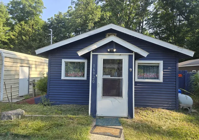 47th image of 16920 6th St, Wellston, MI 49689 | MLS# 67026025855