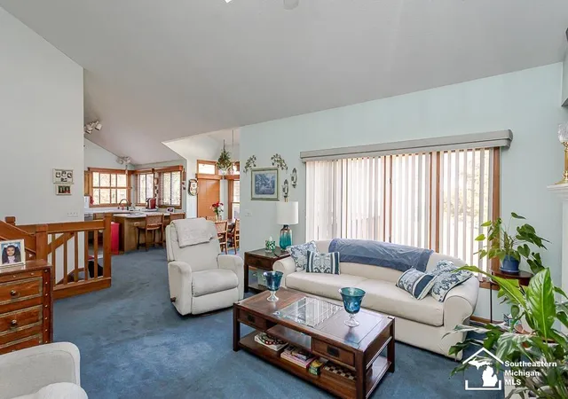 2nd image of 6820 Stonegate Dr, Temperance, MI 48182 | MLS# 57050209500