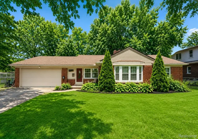 Homes for sale in Utica City Macomb, MI | 45520 Deshon St, Utica City Macomb, MI 48317 | MLS# 20261039552