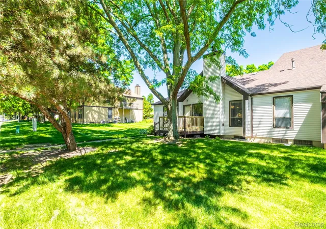 5th image of 2925 Staten Ave #6, Lansing, MI 48910 | MLS# 20261039553